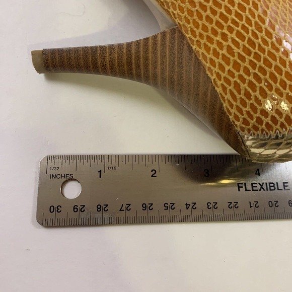 BCBG PARIS Gold Bosley Pump Heels Reptile Multicolor Embossed Leather Shoe 8.5 - Picture 11 of 12